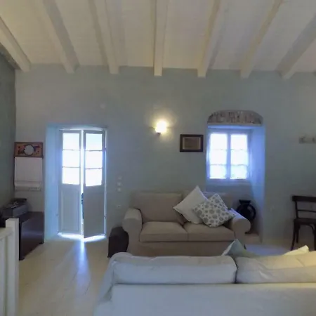 Liaskos Traditional House With Sea & Mountain View *