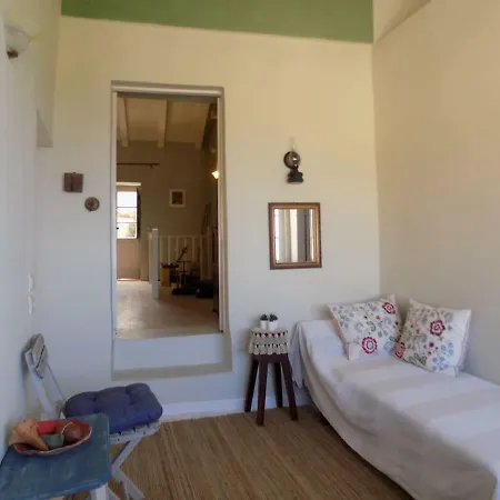 Liaskos Traditional House With Sea & Mountain View بيت للعطل *