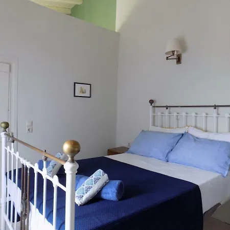 بيت للعطل Liaskos Traditional House With Sea & Mountain View Epískepsis