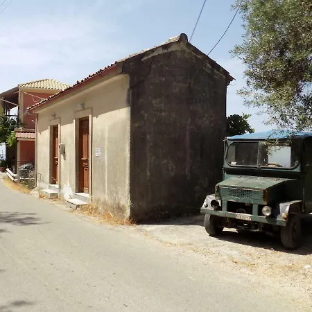 بيت للعطل Liaskos Traditional House With Sea & Mountain View