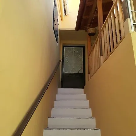 Liaskos Traditional House With Sea & Mountain View *