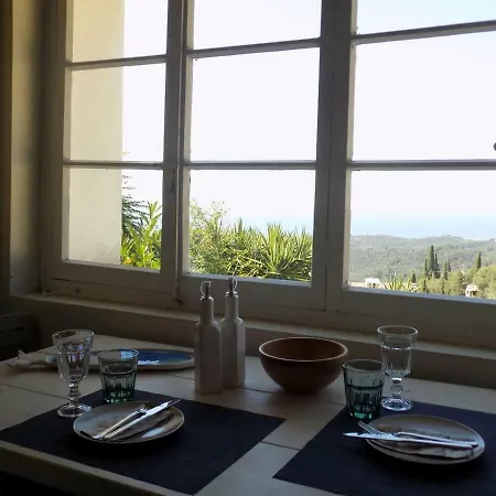 بيت للعطل Liaskos Traditional House With Sea & Mountain View *