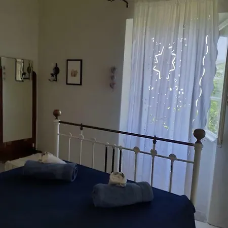 Liaskos Traditional House With Sea & Mountain View بيت للعطل *